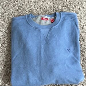 Izod Men's Light Blue Crewneck Sweatshirt